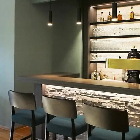 Отель Strandhotel 3*