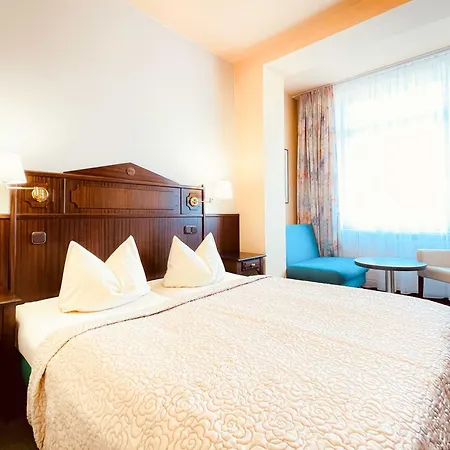 Strandhotel 3* Graal-Mueritz