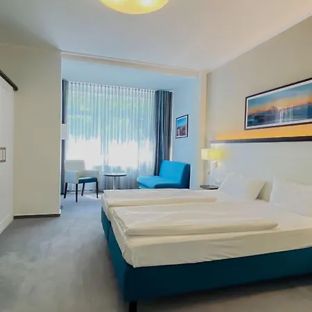 Strandhotel Отель Граль-Мюриц