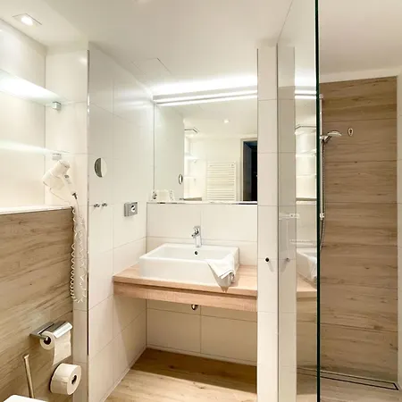 Strandhotel 3* Graal-Mueritz