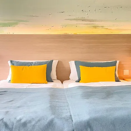 Strandhotel Отель Граль-Мюриц